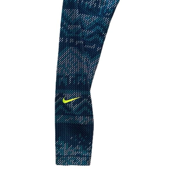 Nike Pro Athletic Gym Leggings - Picture 2 of 4